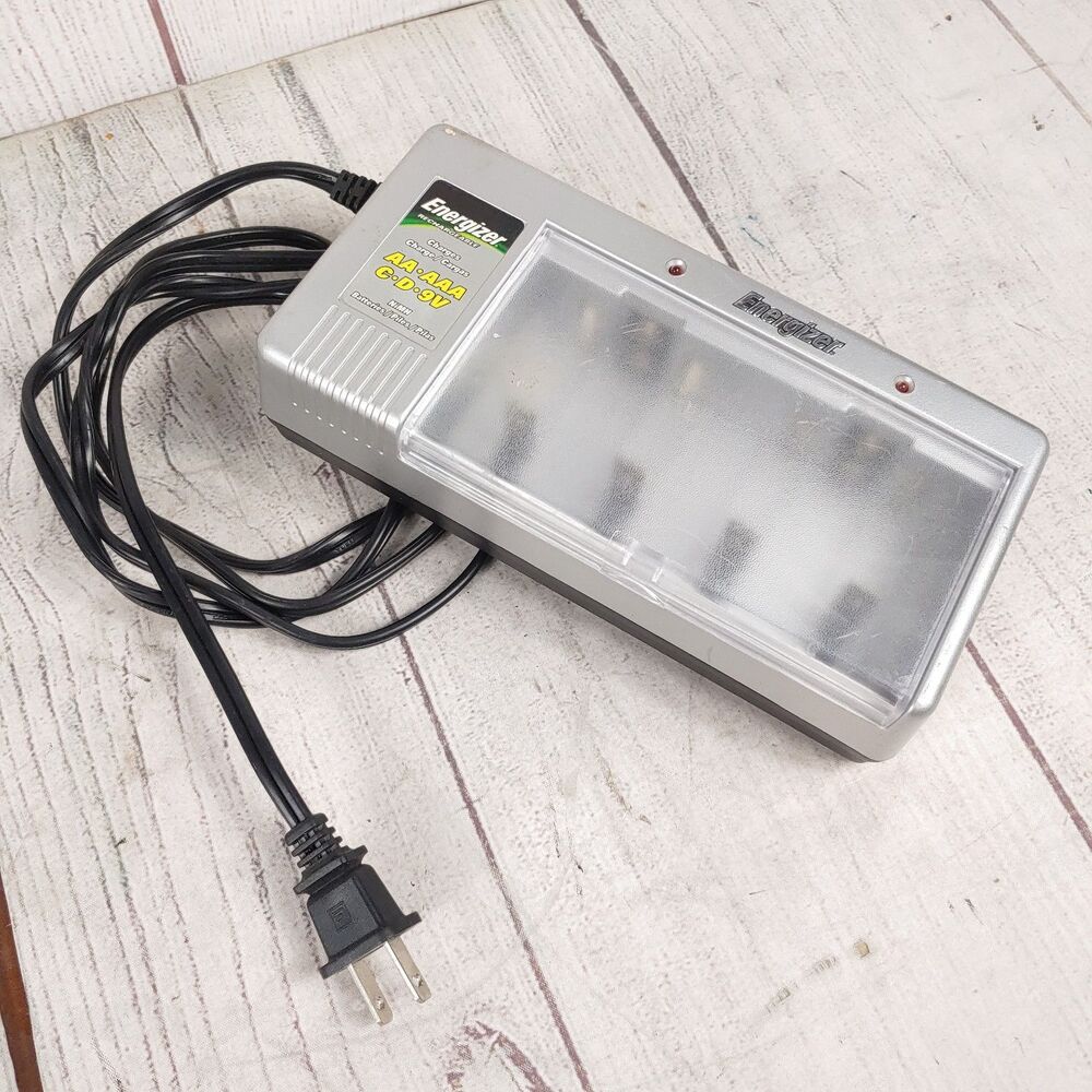 Energizer CHFCV Universal Battery Charger - AA/AAA/C/D/9V - NiMH TESTED WORKING
